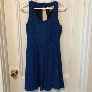 NWOT Emmdee Chevron Print Dress